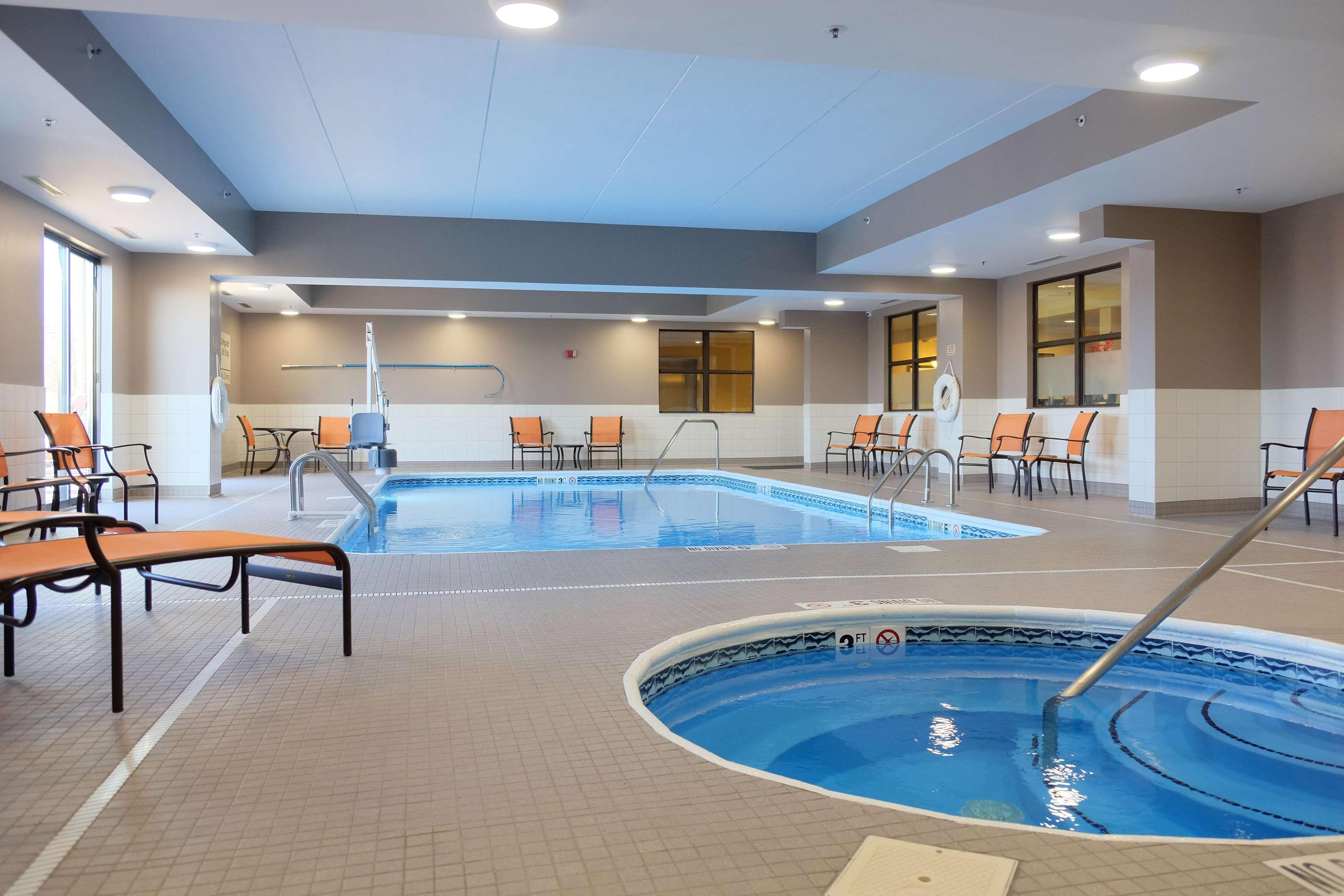Hampton Hotel 3*
