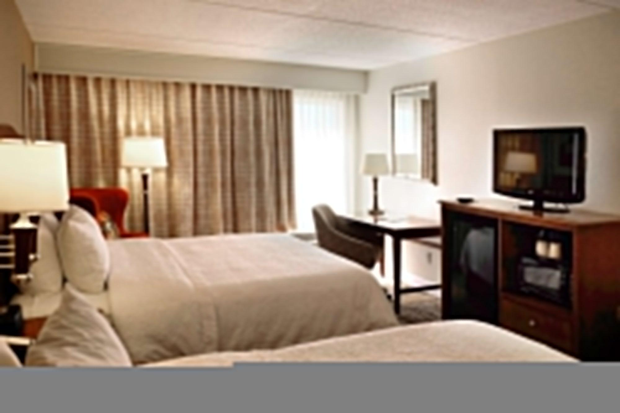 Hampton 3*