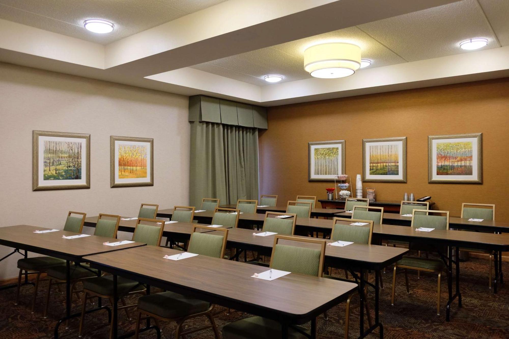 Hotel Hampton Lima