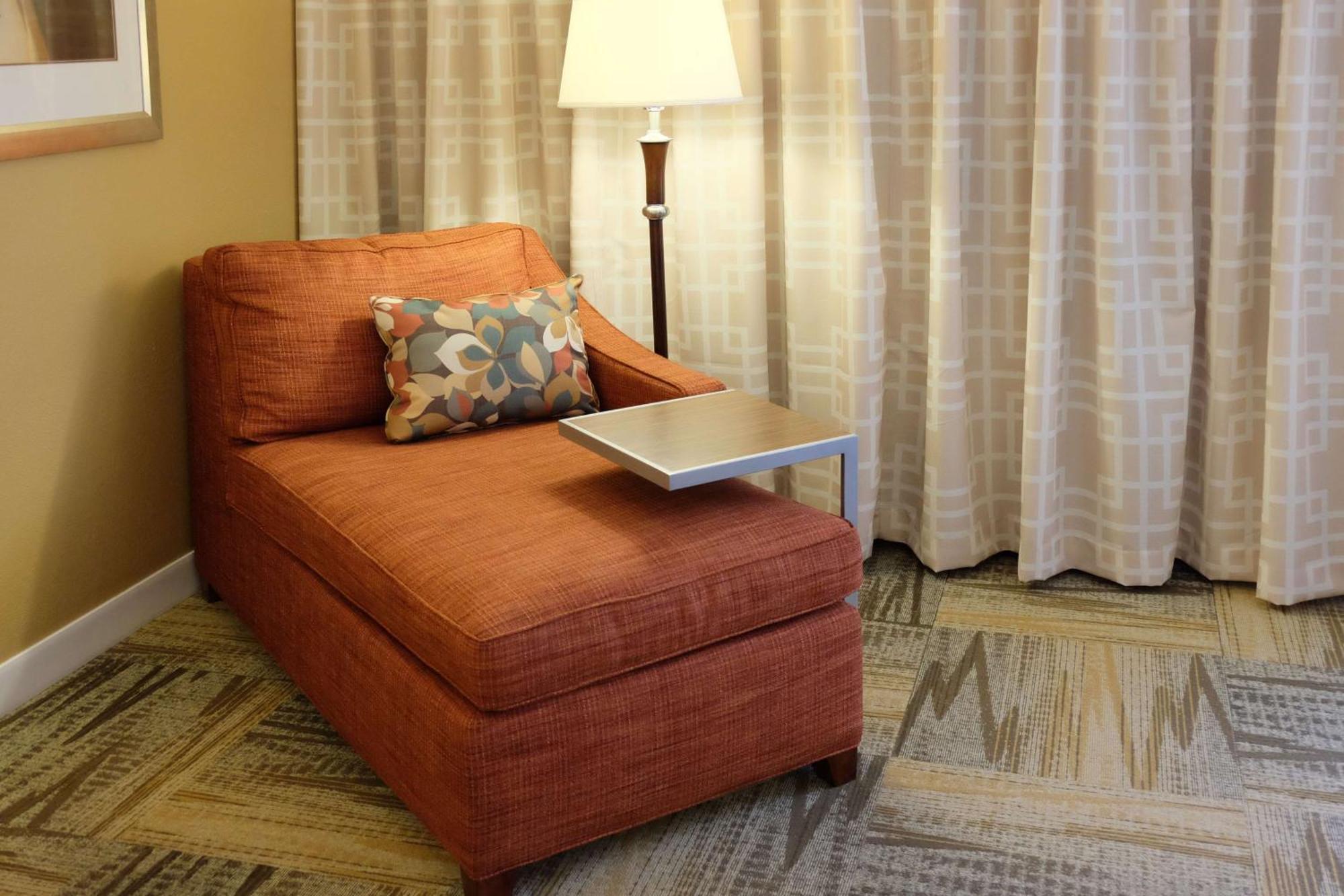 Hampton Hotel