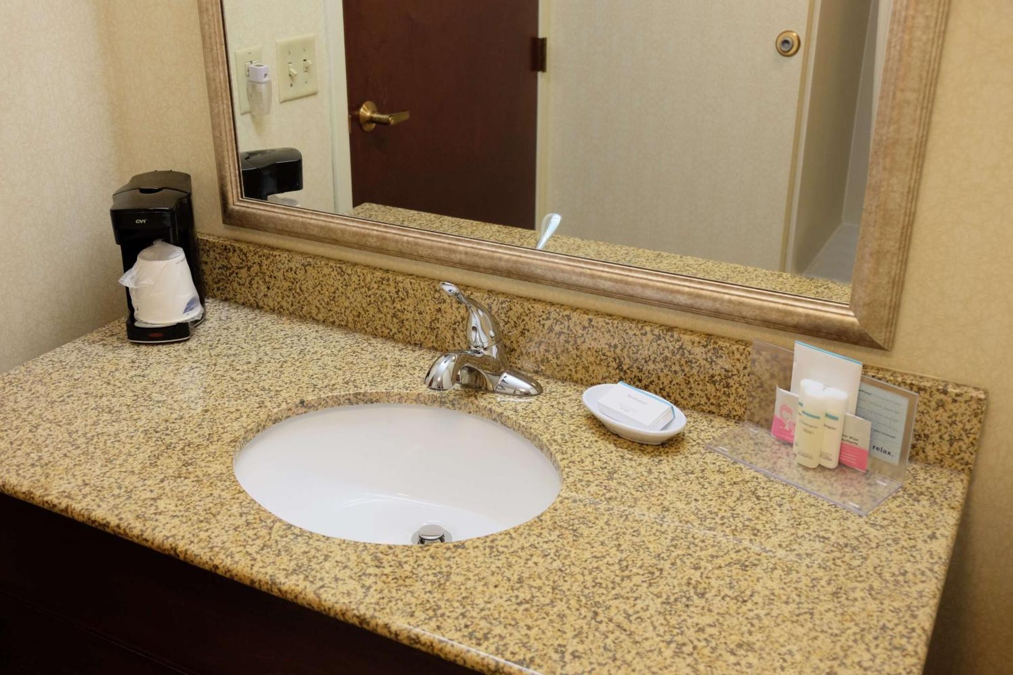 Hotel Hampton